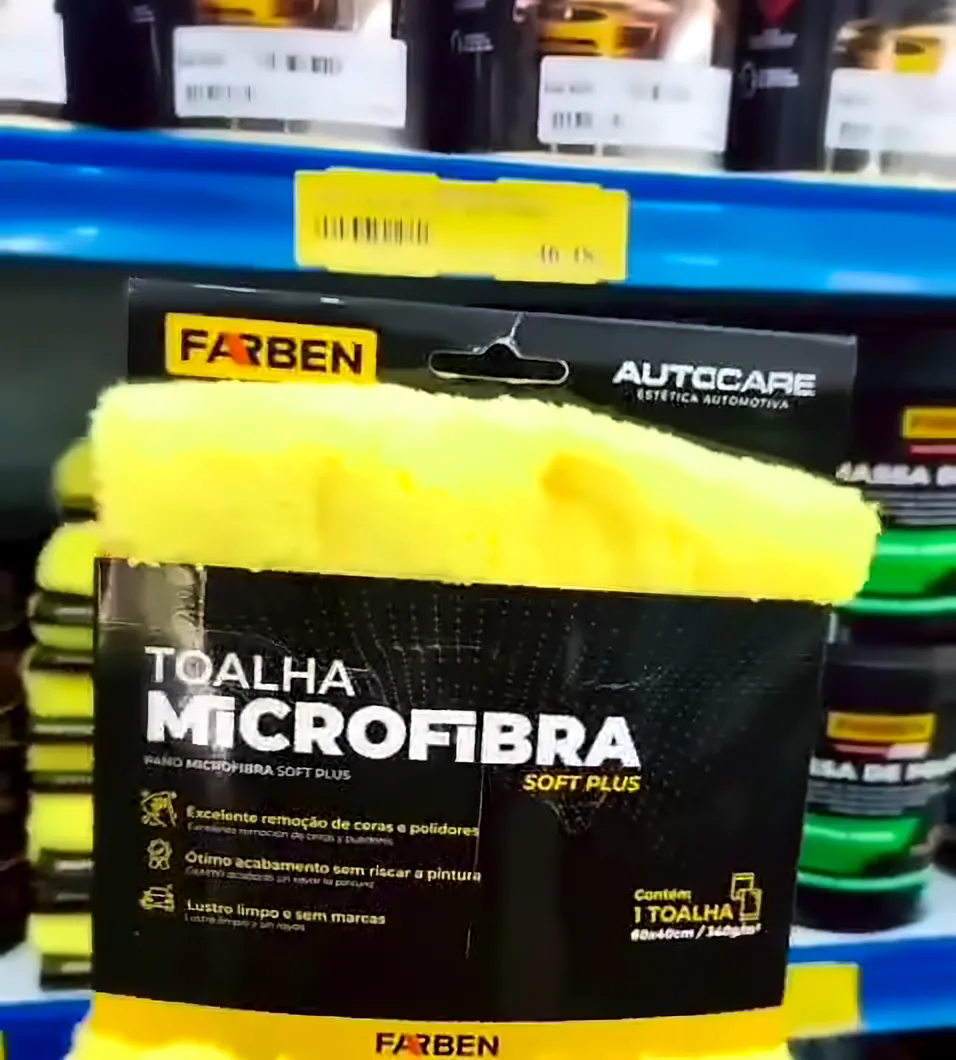 Microfibra na prateleira da Comercial Central